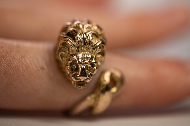 1970s 14k Yellow and Rose Gold Articulated Lion Bypass Wrap Style Ring
