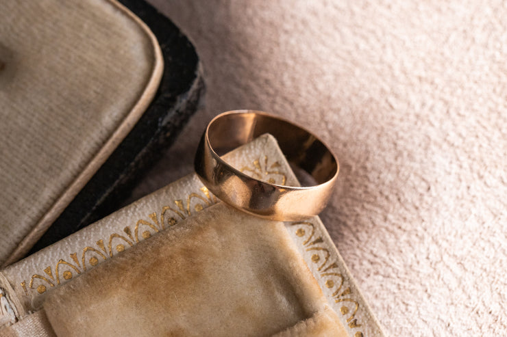 Victorian 12k Rosy Gold Band with Hand Engraved "Mother to Susan" on the Interior