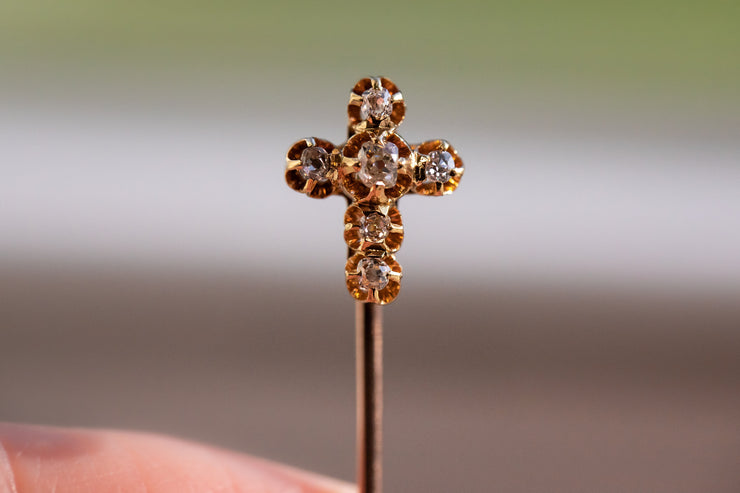 1860s 18k 0.25 CTW Old Mine Cut Diamond Cross Stick Pin with Buttercup Mounts