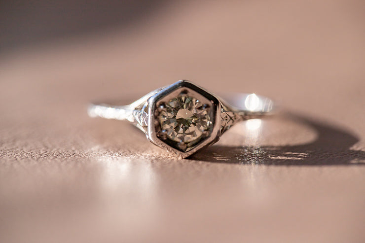 Edwardian 0.38 CT VS1 Diamond Engagement Ring in Hexagonal Filigree Mount