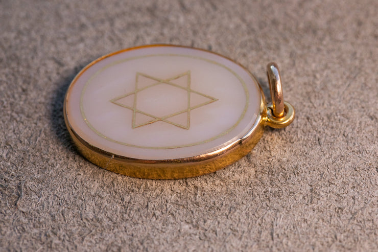 1900s 14k 4.70 CT Agate Intaglio Pendant with Gilt Star of David Engraving