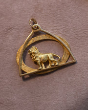 Vintage 18k Bespoke Spiritually Symbolic Alpha & Omega Lion Pendant